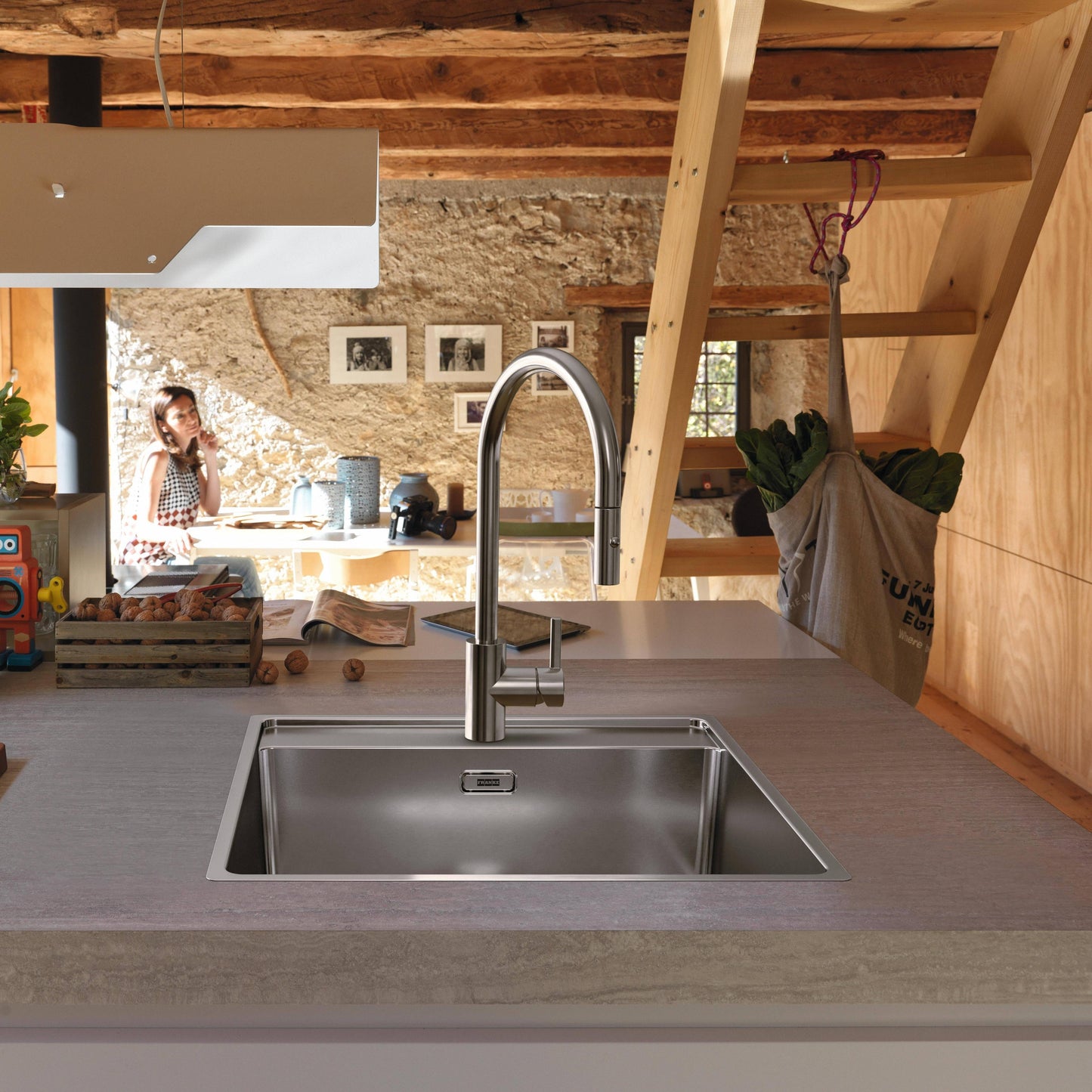 Franke Eos Neo Kitchen Tap U-Shape Pull Out Spray - CT136S