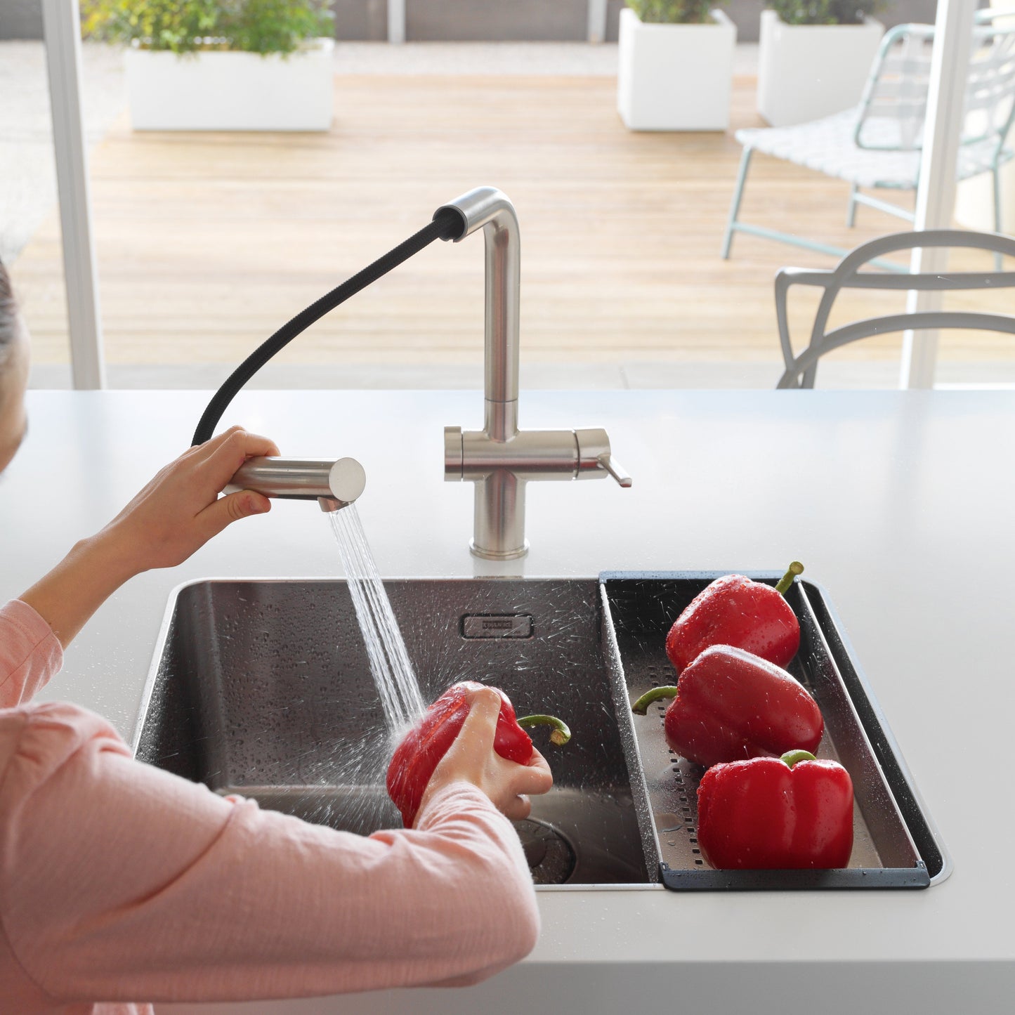 Franke Active Twist Kitchen Tap L-Shape Pull Out
